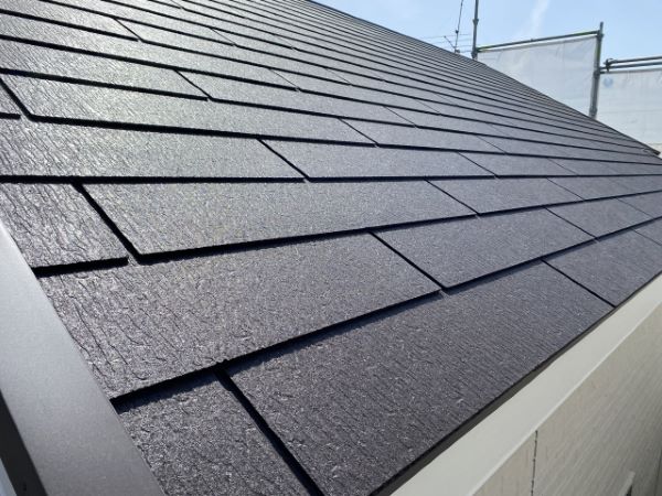 屋根カバー工法とは？メリットやおすすめの屋根材をご紹介
