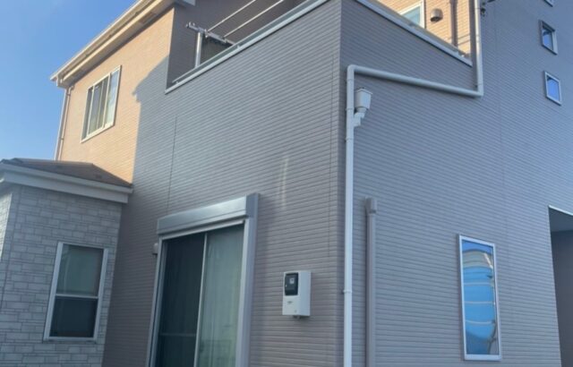 埼玉県白岡市　外壁塗装　目地コーキング打ち替え　ベランダ防水トップコート塗装