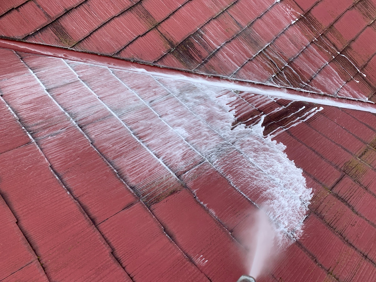 埼玉県さいたま市　外壁・屋根塗装工事　屋根と外壁を高圧洗浄しました！