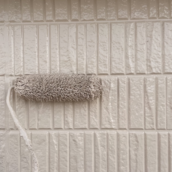 外壁塗装の汚れやすい色と色褪せしやすい色を解説します！