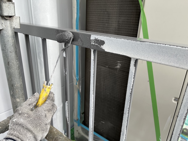 外壁塗装のポイント｜鉄部塗装の流れとポイントを解説！