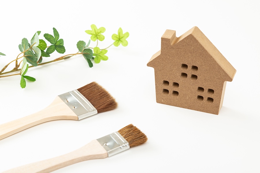 外壁塗装の汚れやすい色と色褪せしやすい色を解説します！