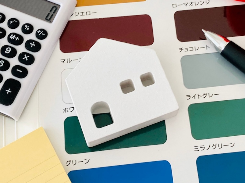 外壁塗装の汚れやすい色と色褪せしやすい色を解説します！