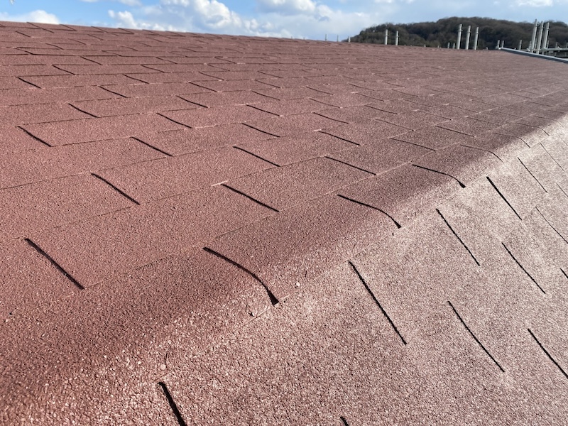 アスファルトシングルに塗装は必要？